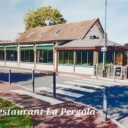 シャレー Maisonnette A L Etang *