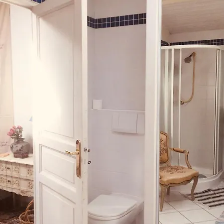 Maisonnette A L Etang Velizy-Villacoublay